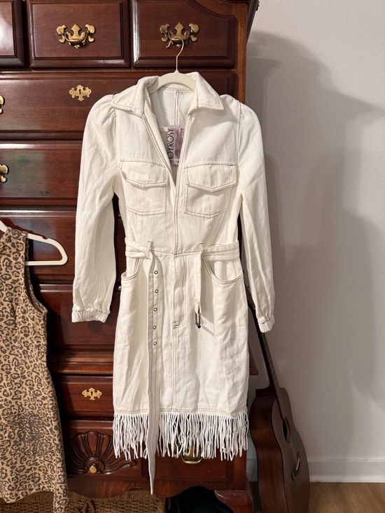 Oyrosy Dresses & Skirts - White Fringe Belted Mini Dress with Utility Pockets